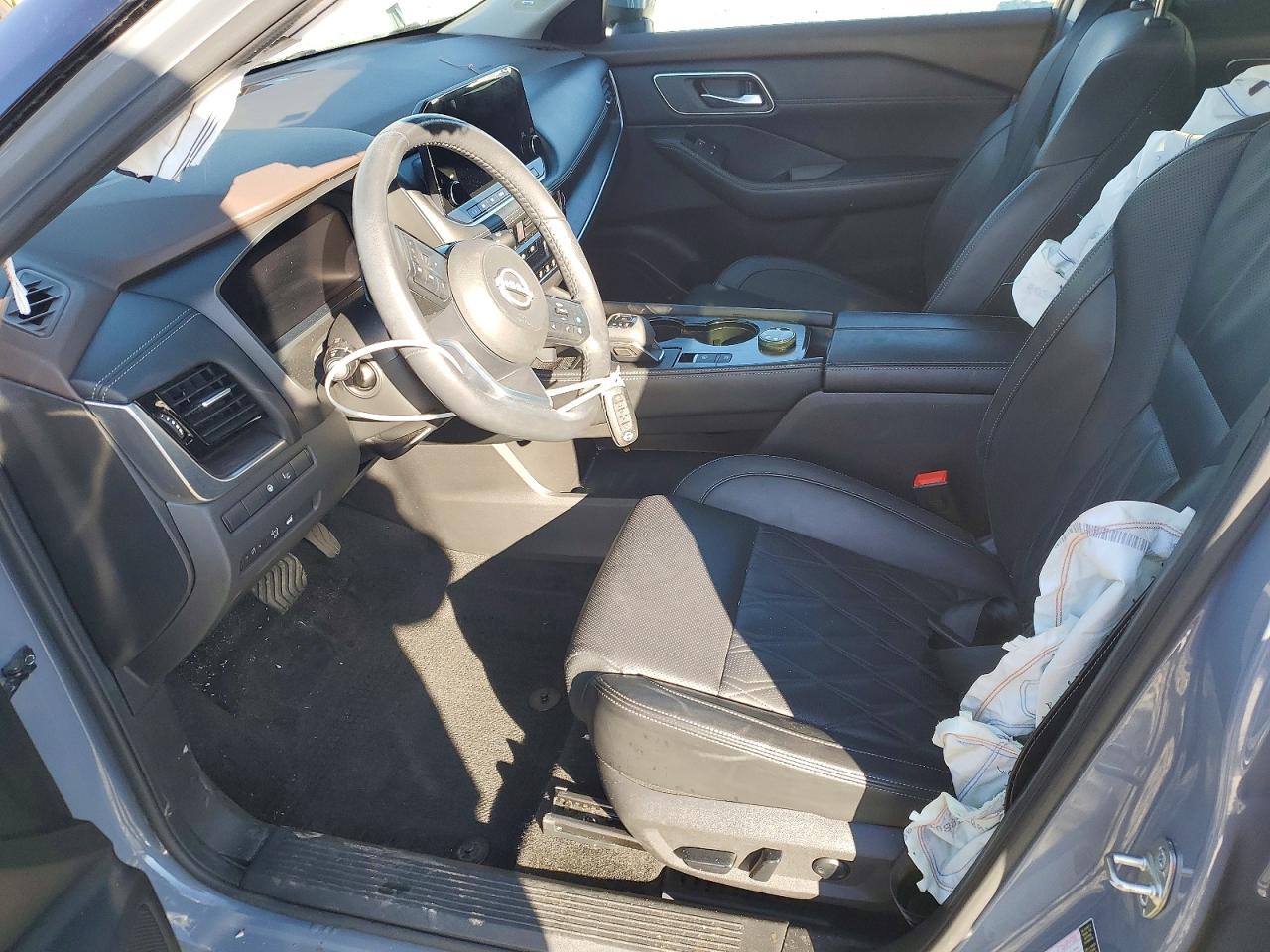 Nissan Rogue Platinum