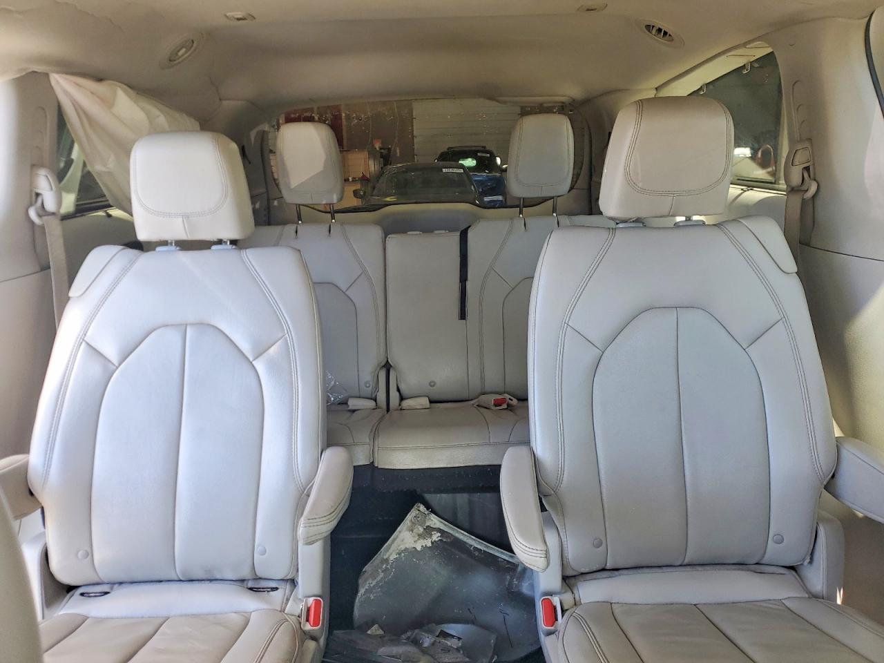 Chrysler Pacifica Touring L