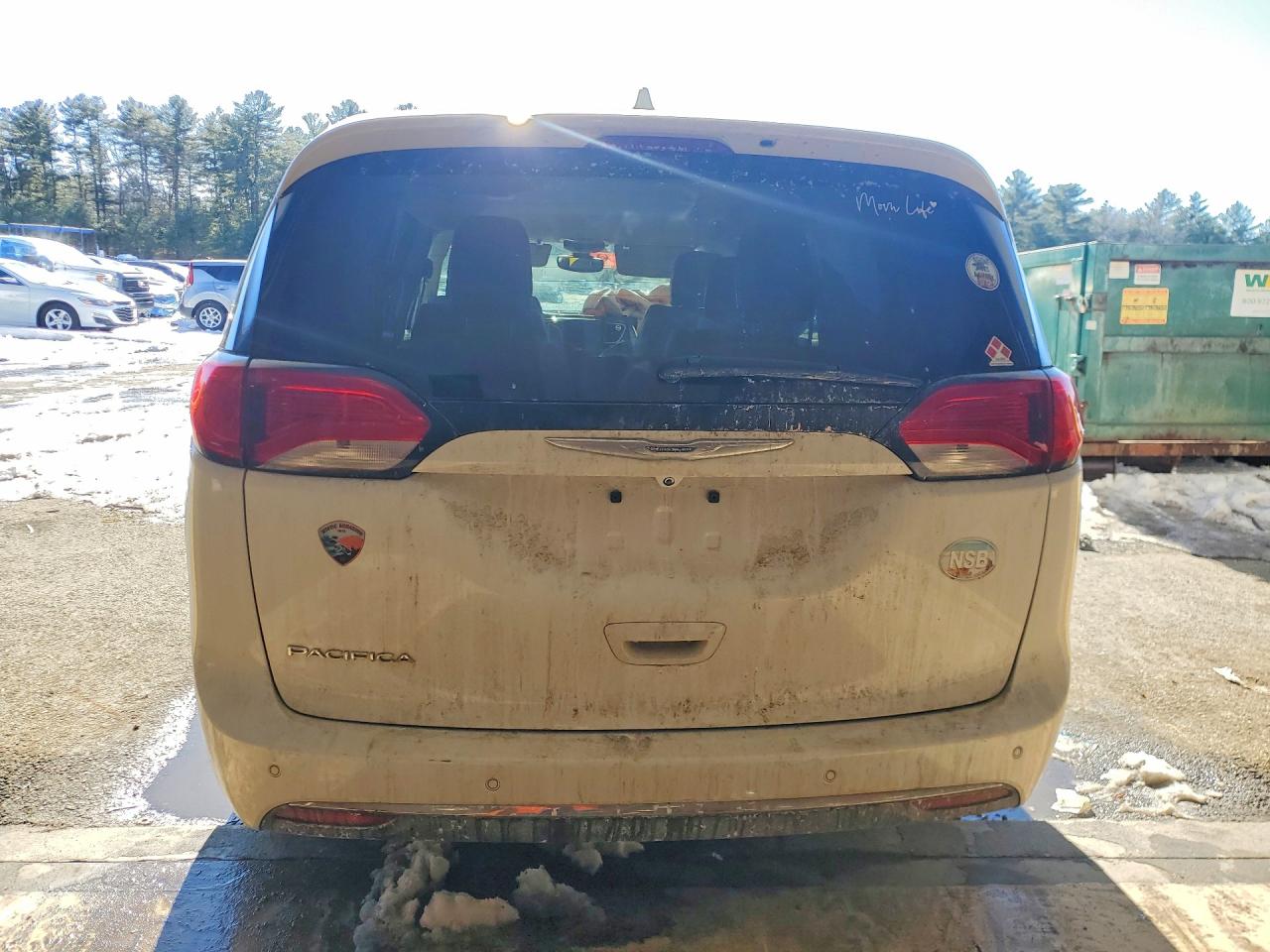 Chrysler Pacifica Touring L
