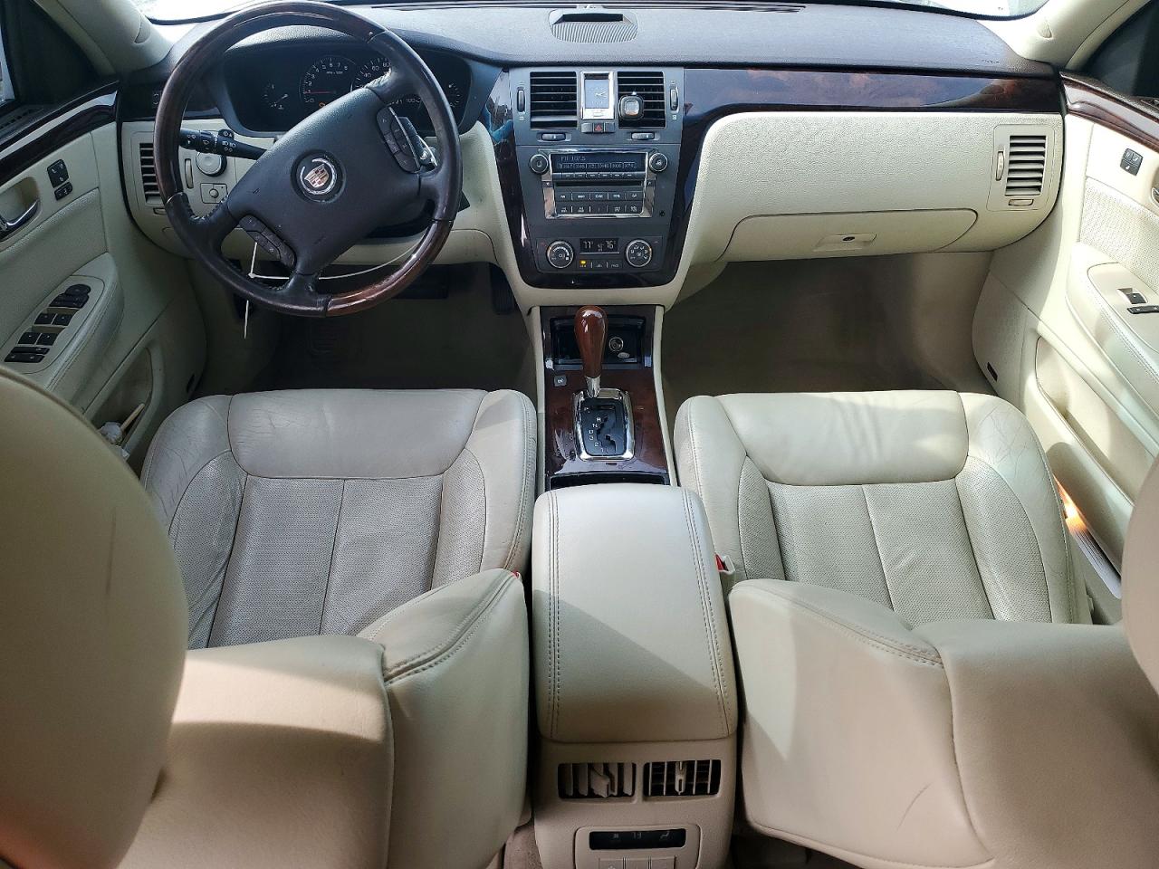 Cadillac DTS
