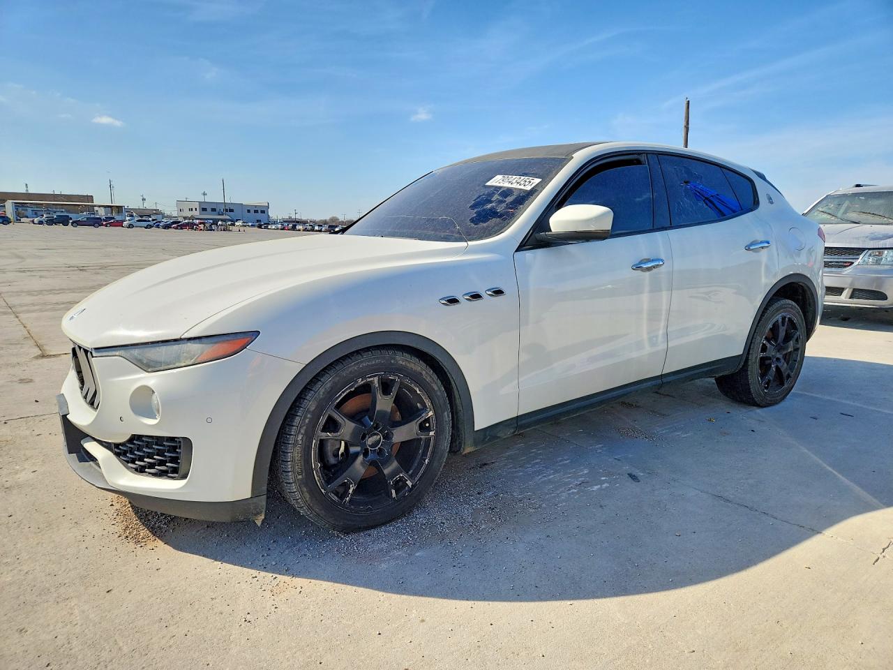 Salvage Maserati Levante Image