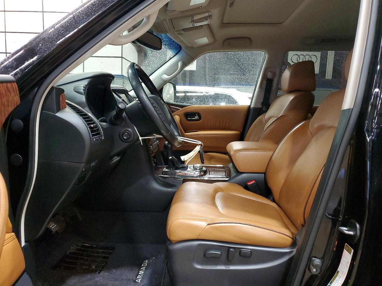 Nissan Armada Platinum