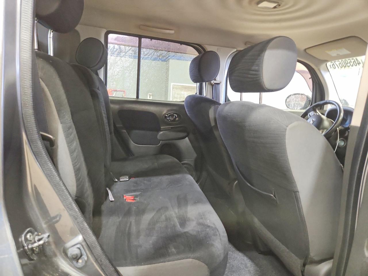 Nissan cube 1.8