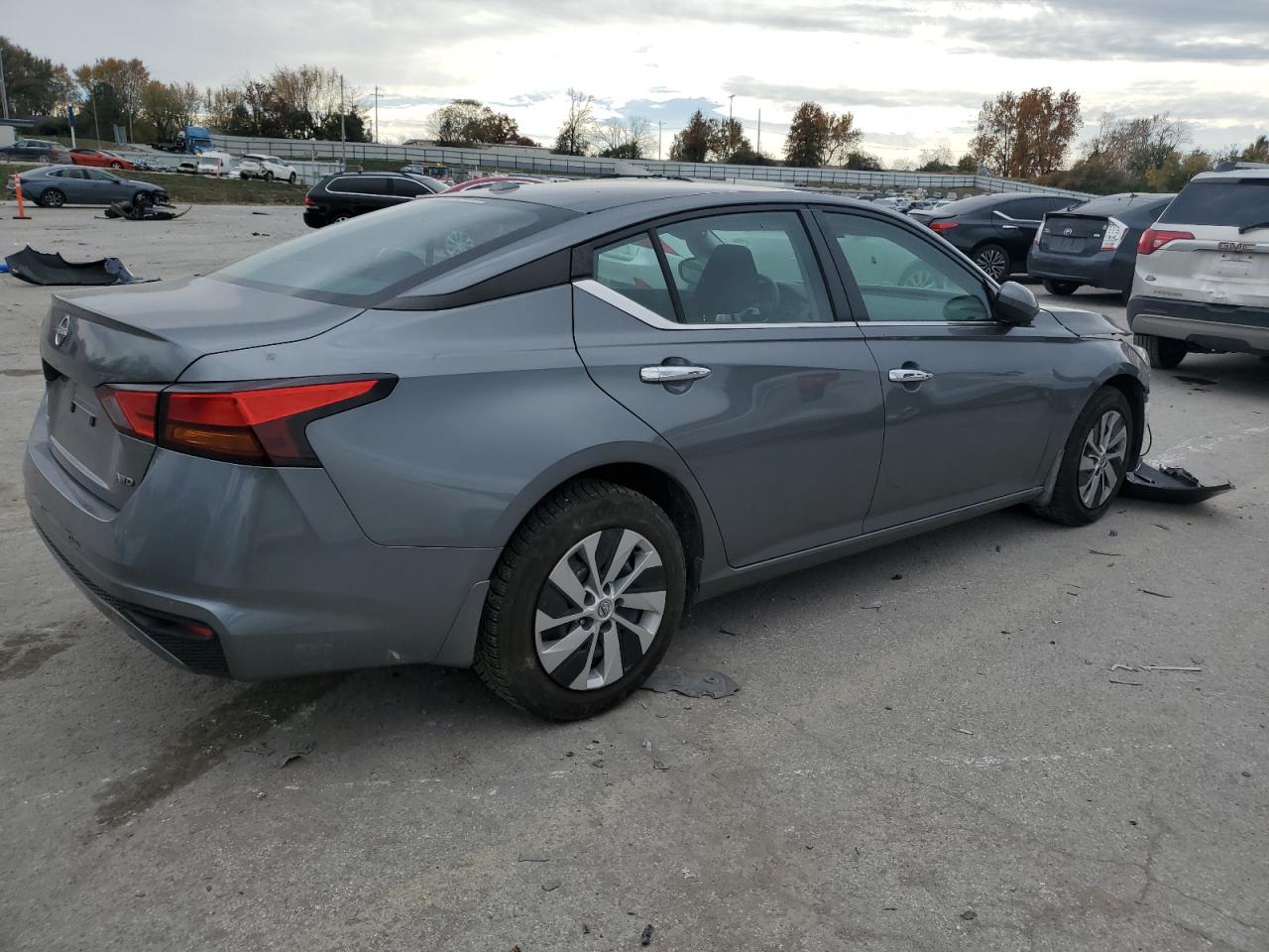Nissan Altima S