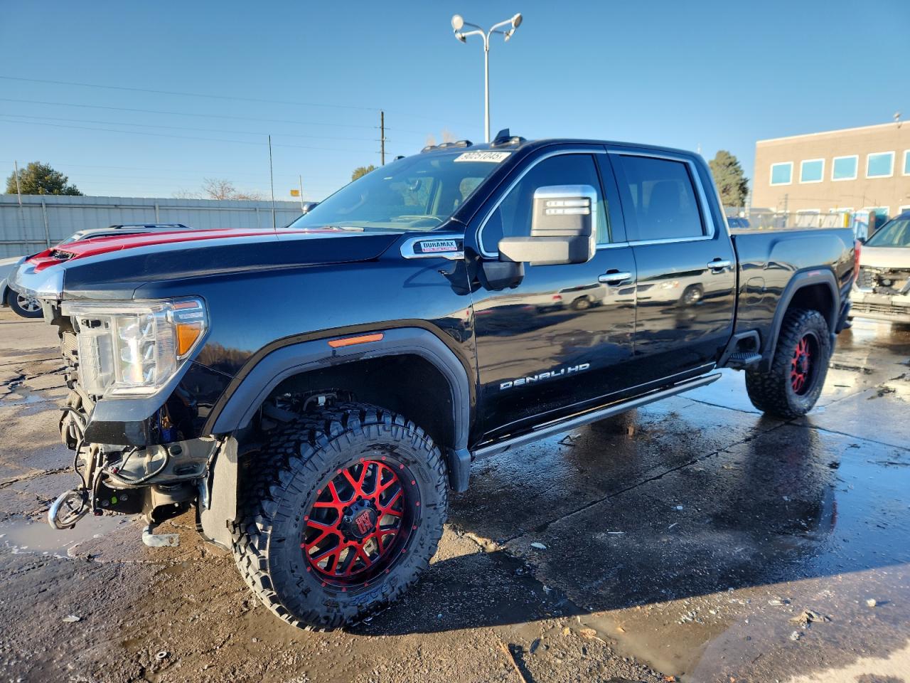Salvage GMC Sierra Image