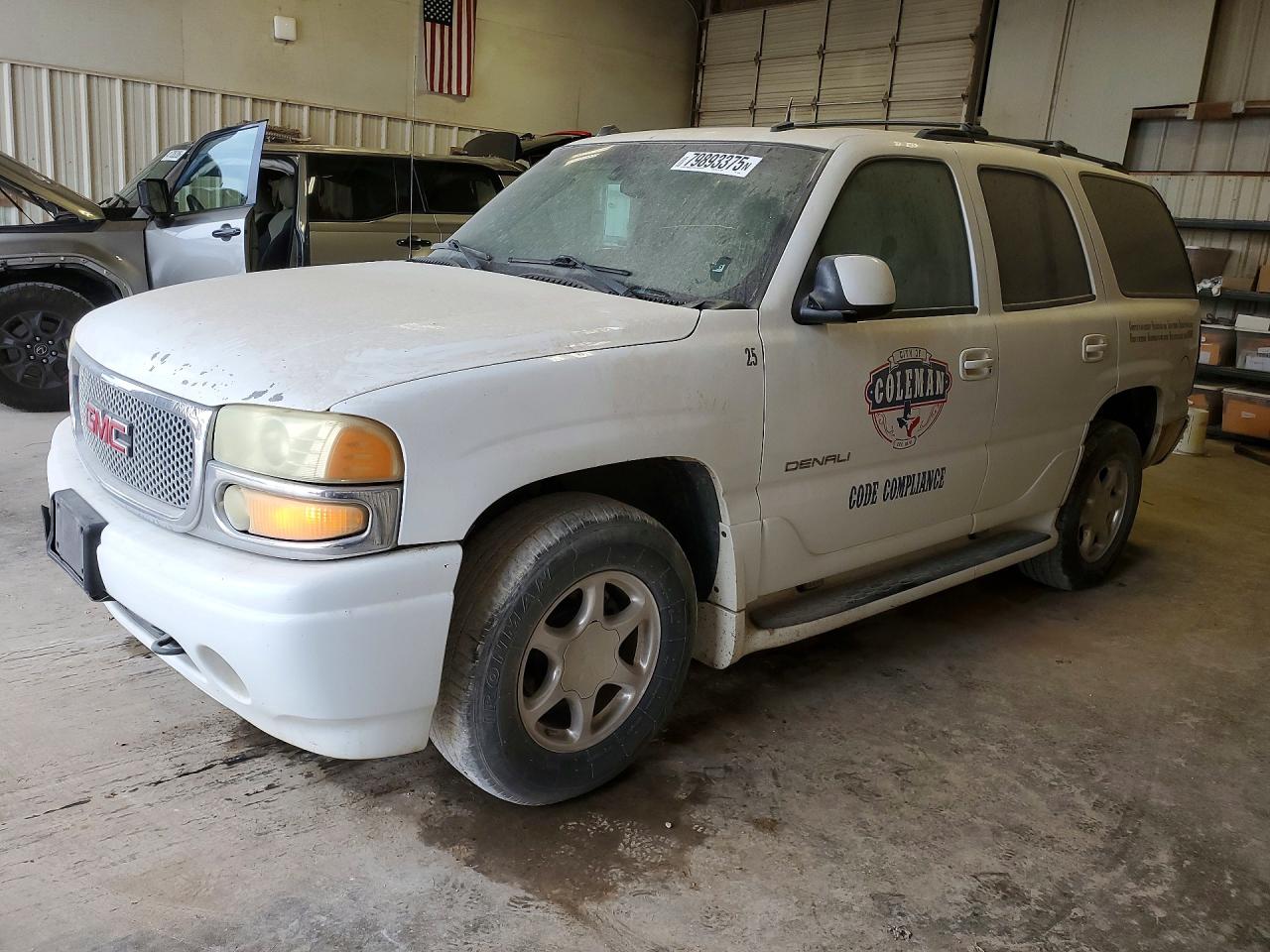 Salvage GMC Yukon Image
