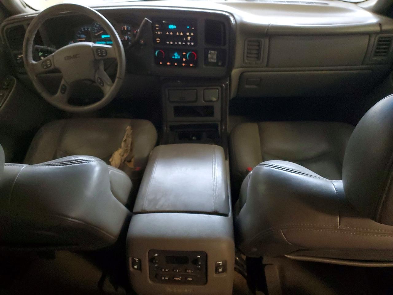GMC Yukon Denali