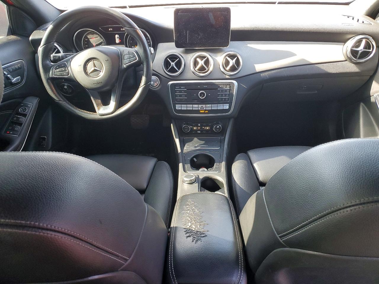 Mercedes-Benz GLA 250 4matic