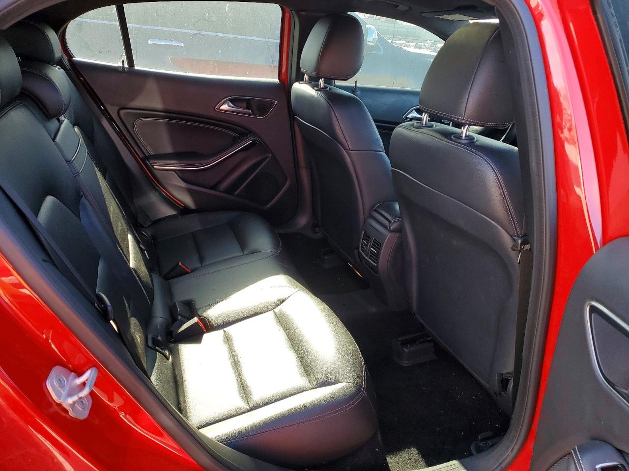 Mercedes-Benz GLA 250 4matic