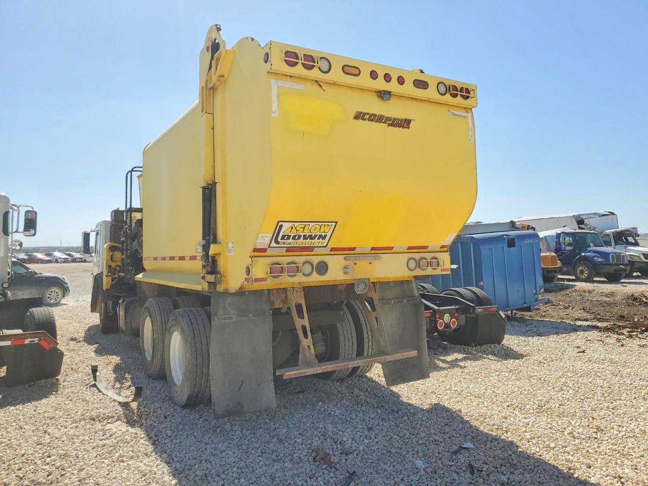 Mack Leu613