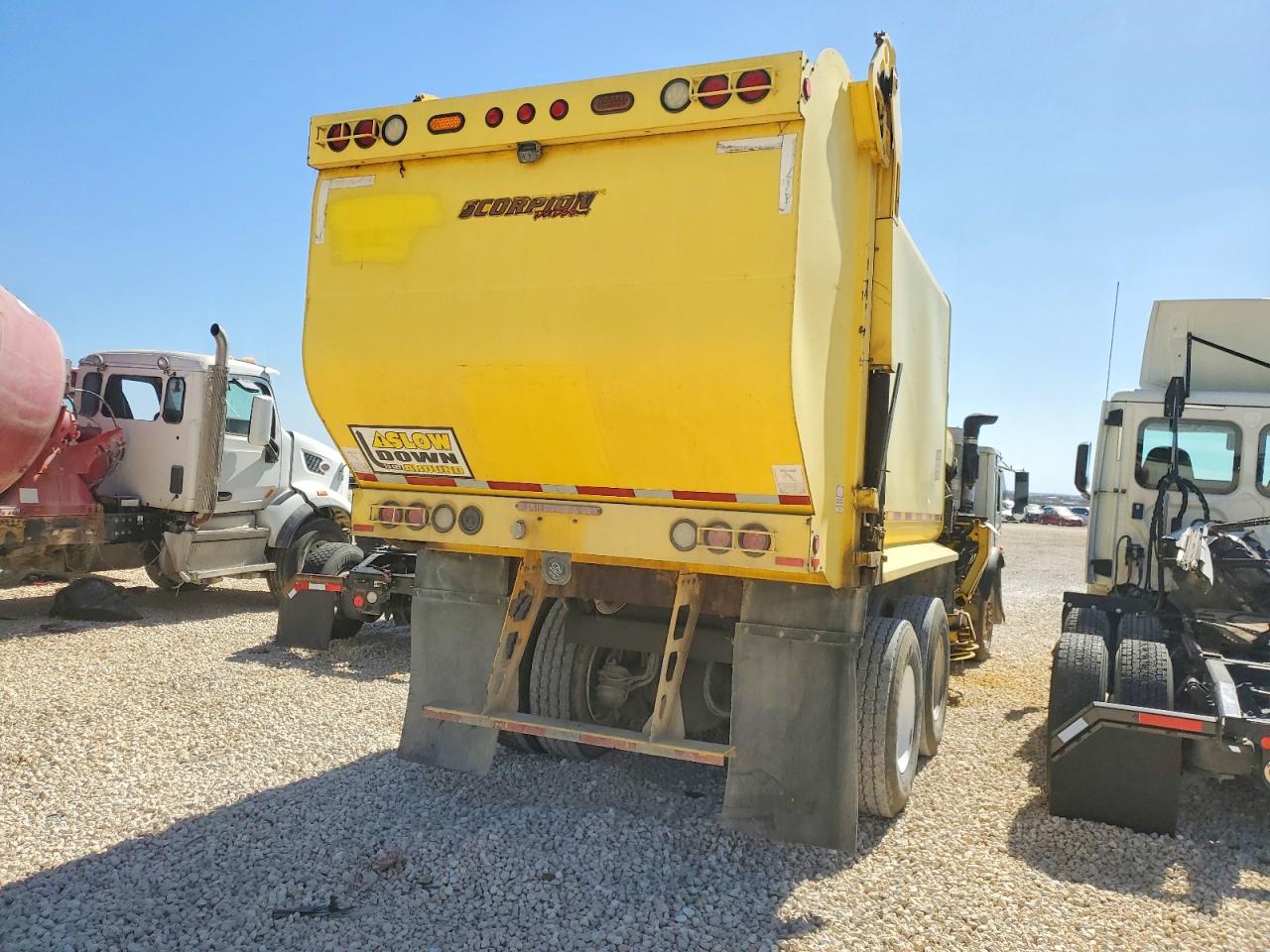 Mack Leu613