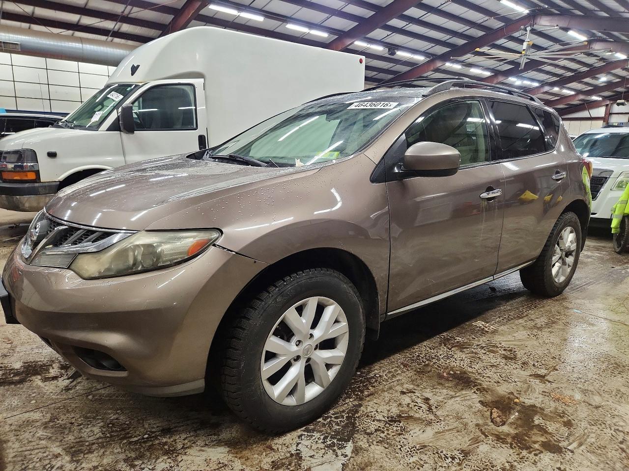 Salvage Nissan Murano Image