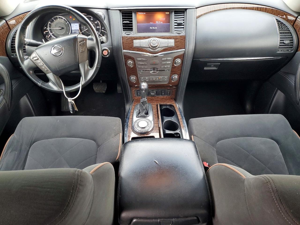 Nissan Armada Sv