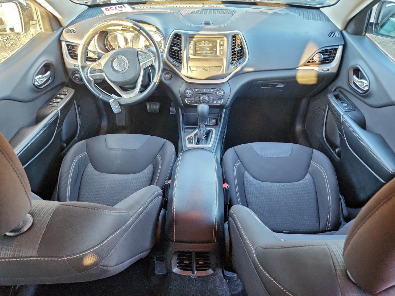 Jeep Grand Cherokee Latitude