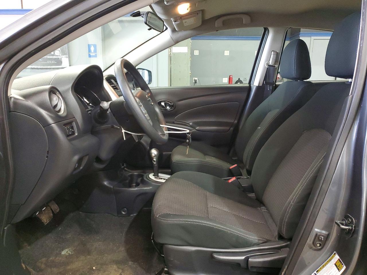 Nissan Versa Sv