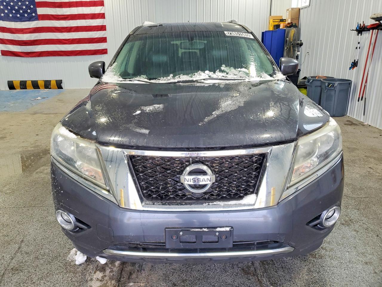 Nissan Pathfinder Sv