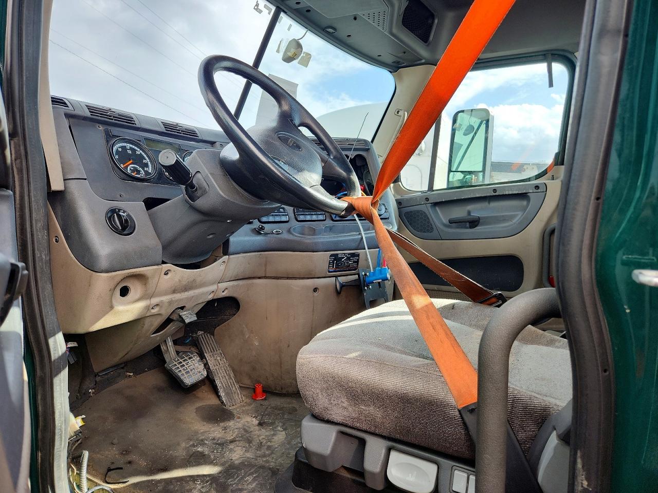 Freightliner Cascadia 113
