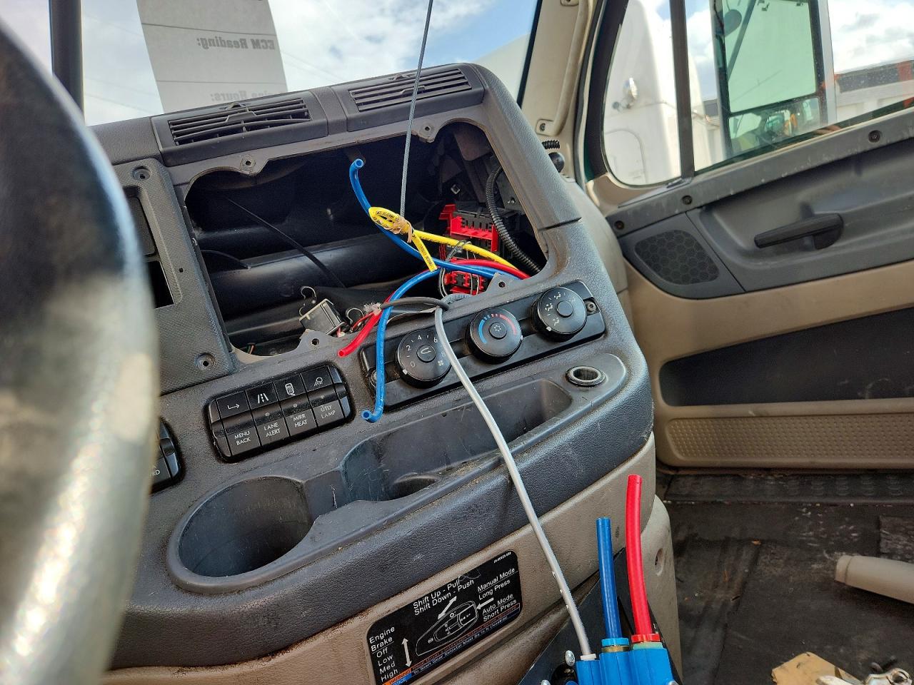 Freightliner Cascadia 113