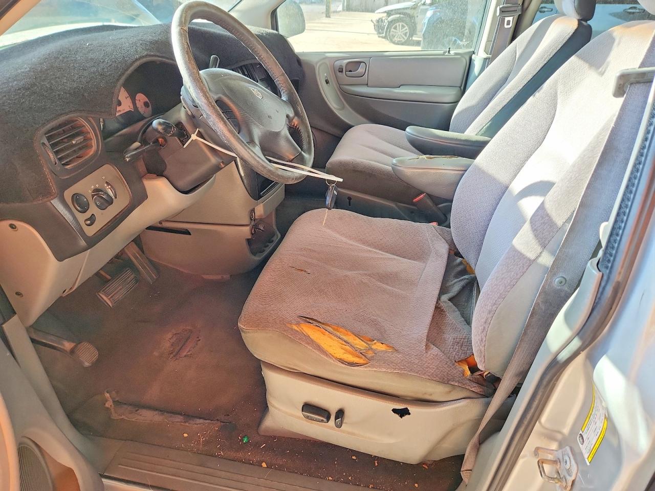 Dodge Caravan Sxt
