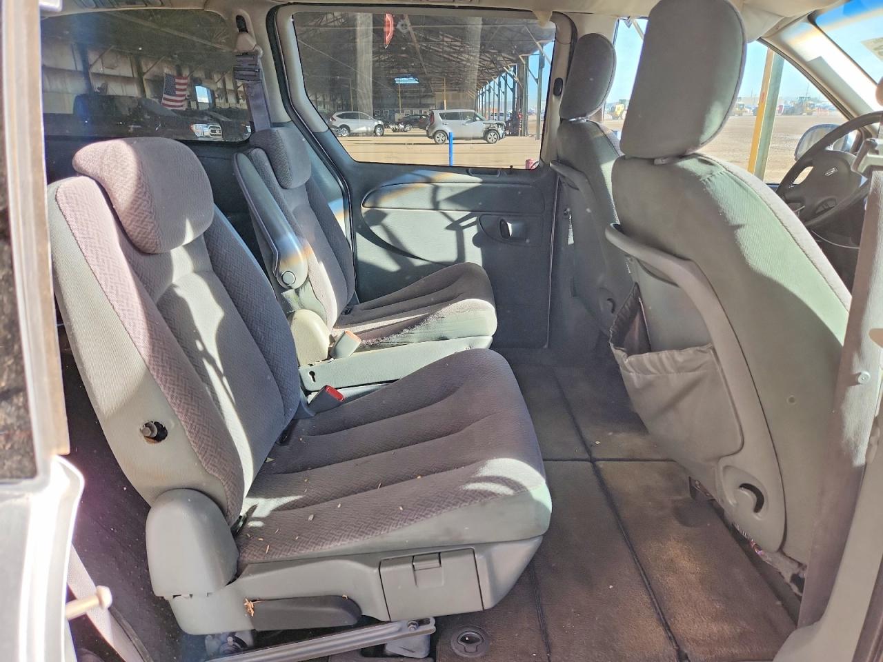 Dodge Caravan Sxt