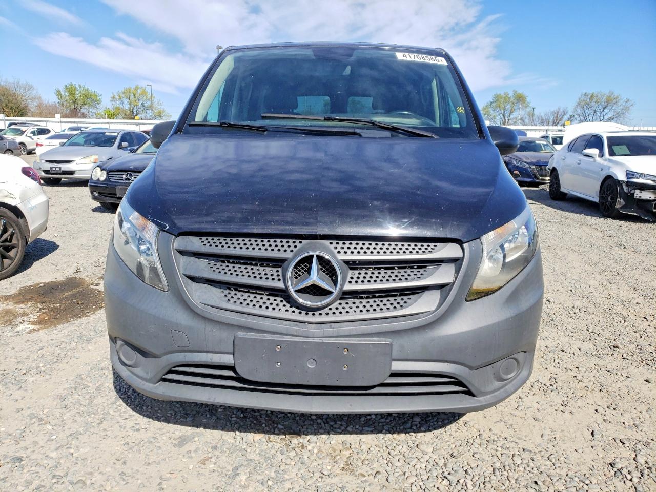 Mercedes-Benz Metris