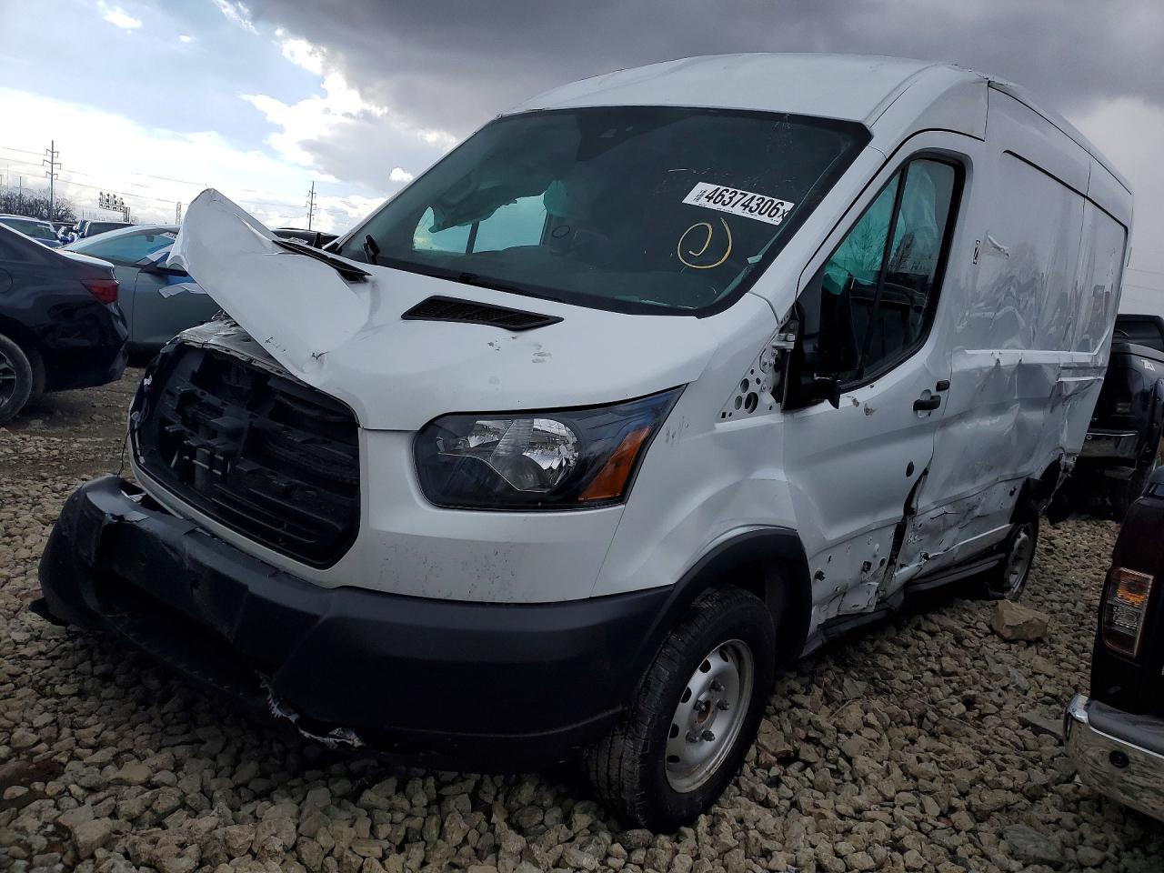 Salvage Ford Transit Image