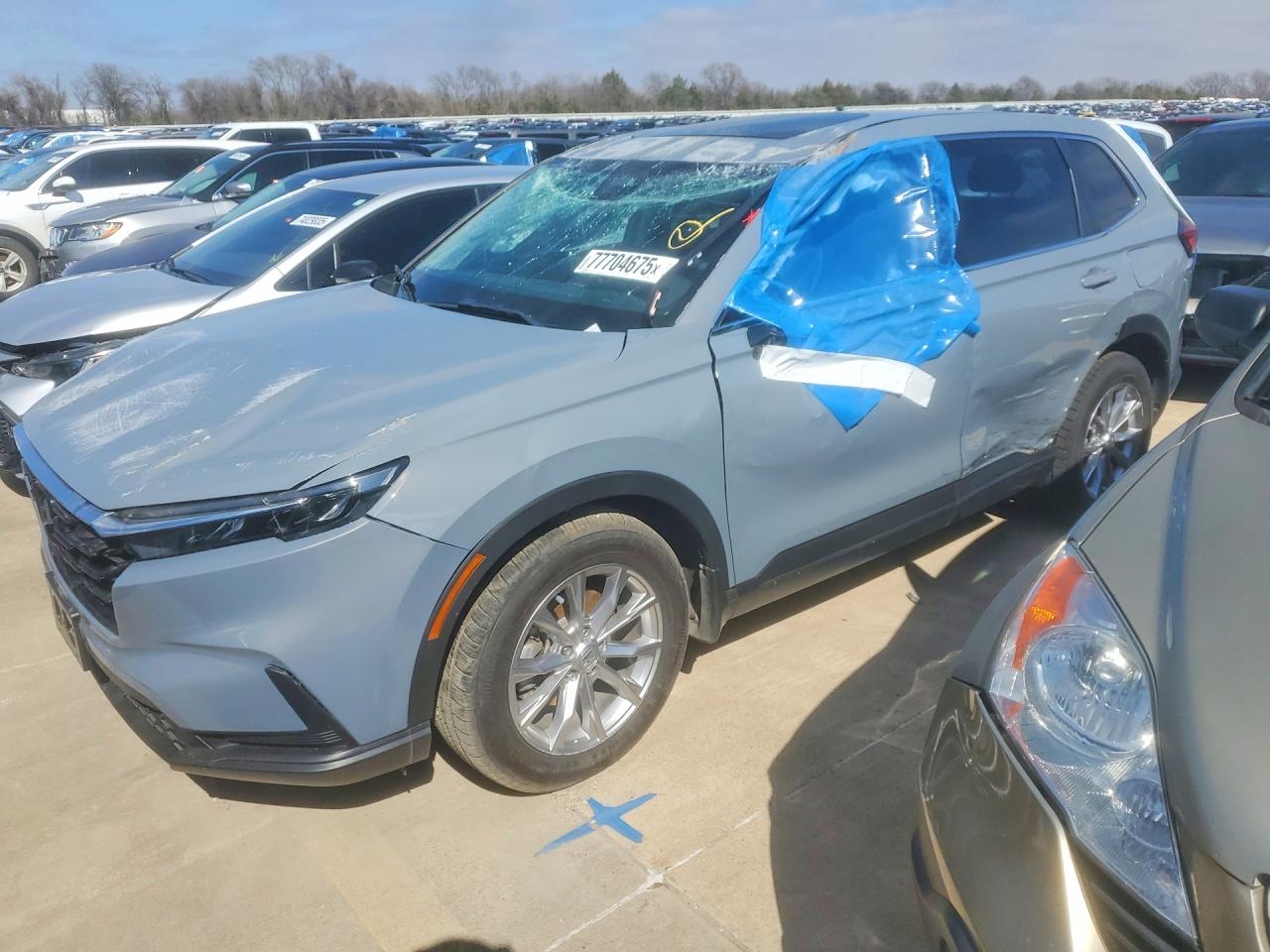 Salvage Honda Crv Image