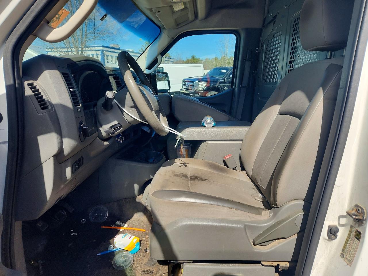 Nissan Nv
