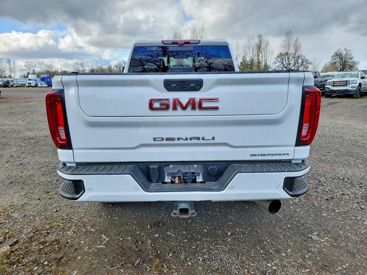 GMC Sierra K3500 Denali