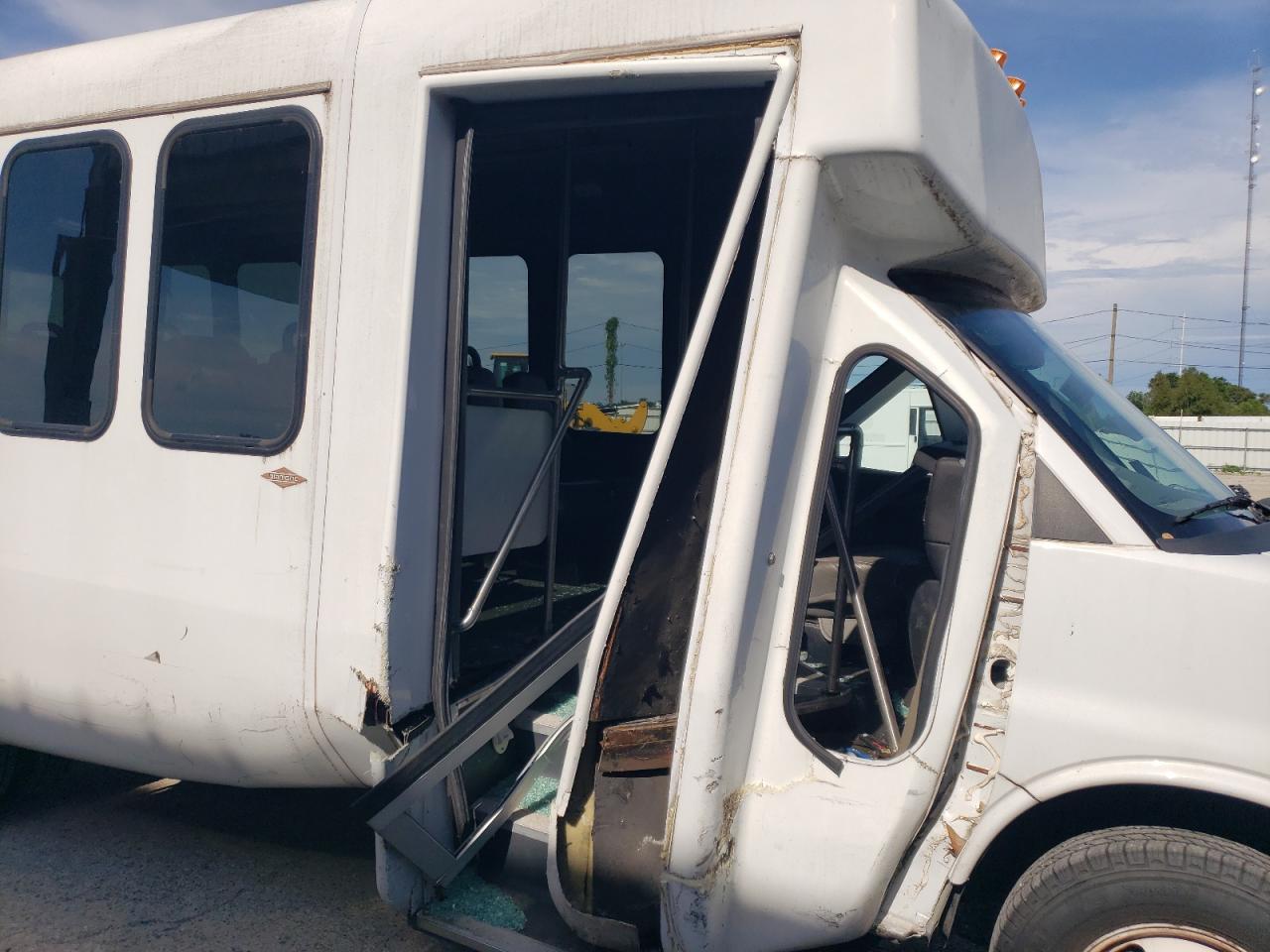 Chevrolet Express Ls