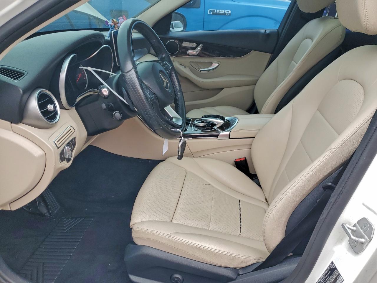 Mercedes-Benz C-Class 300