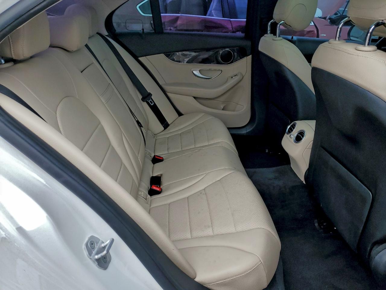 Mercedes-Benz C-Class 300