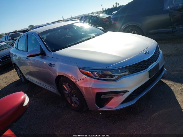 Salvage Kia Optima Image