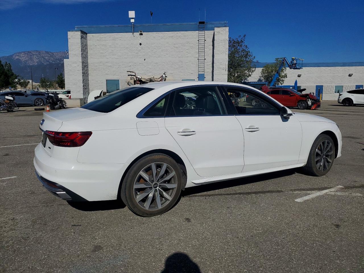 Audi A4 Premium 40