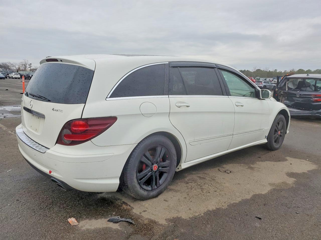 Mercedes-Benz R-Class 350 4matic