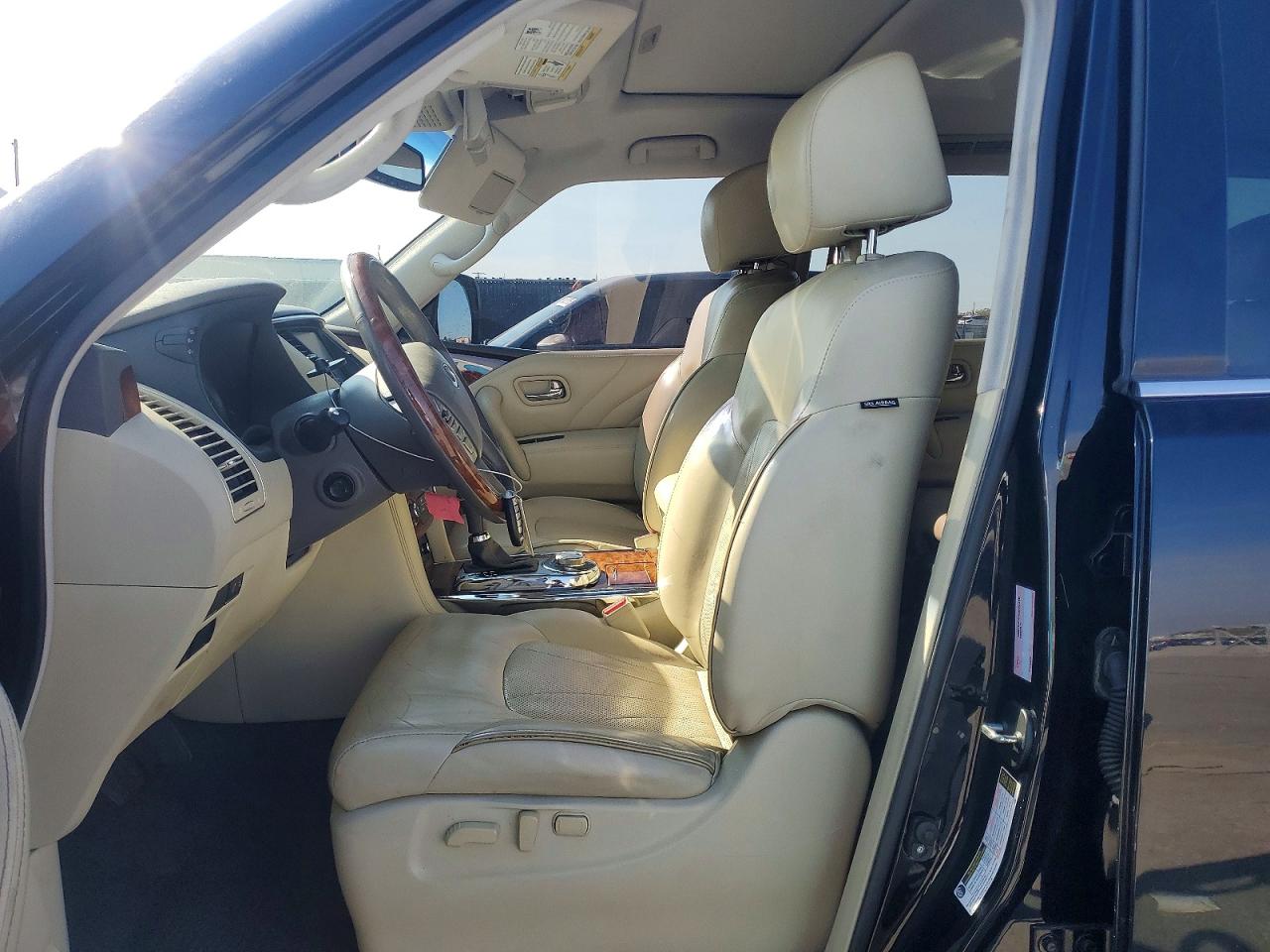 INFINITI Qx Base