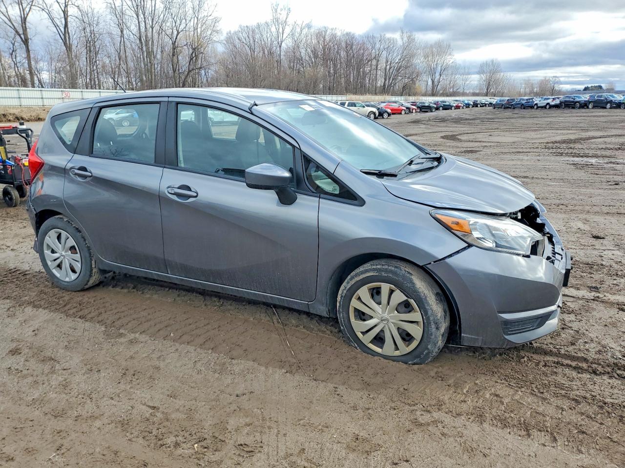 Nissan Versa Sv