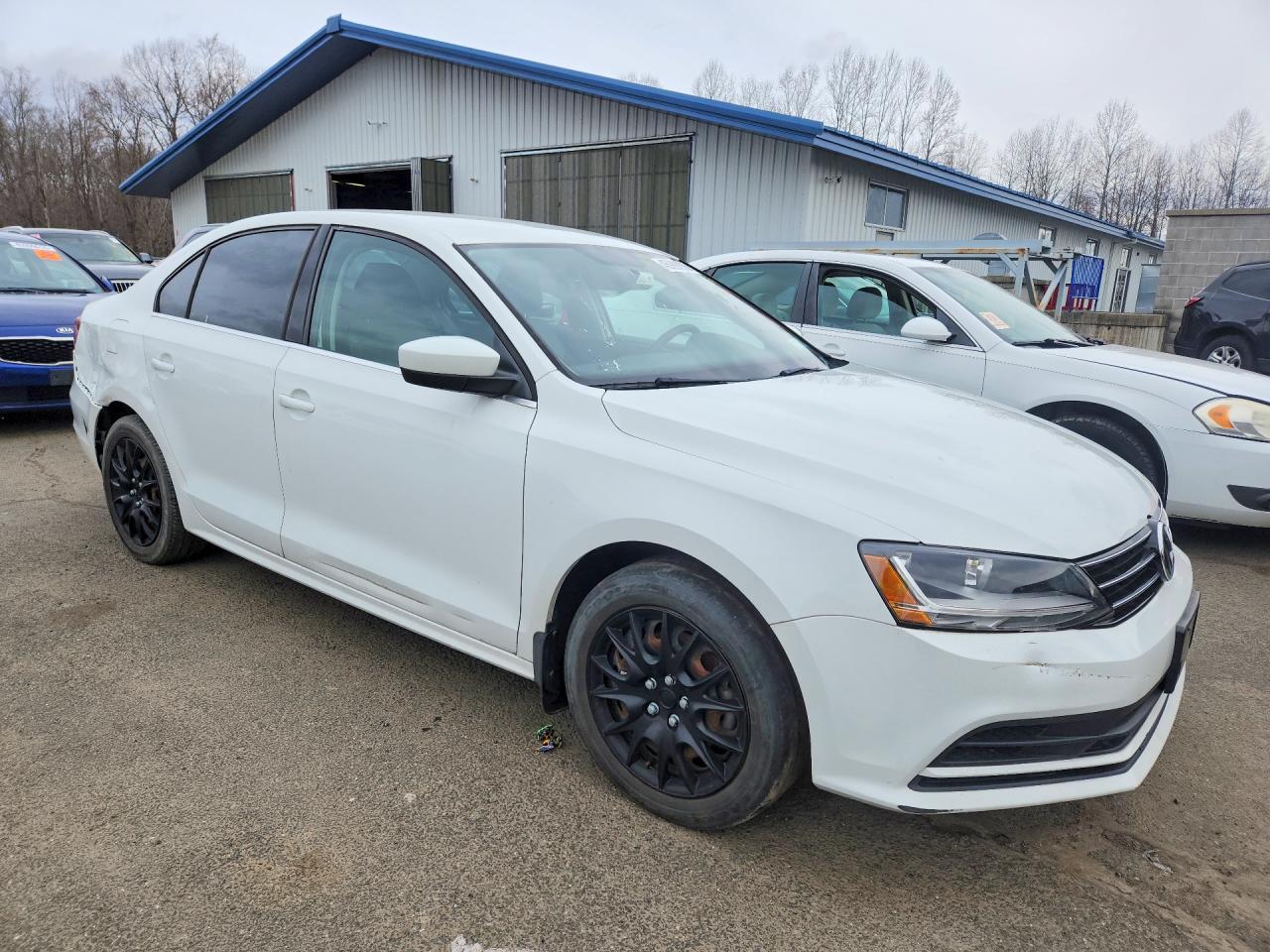 Volkswagen Jetta S
