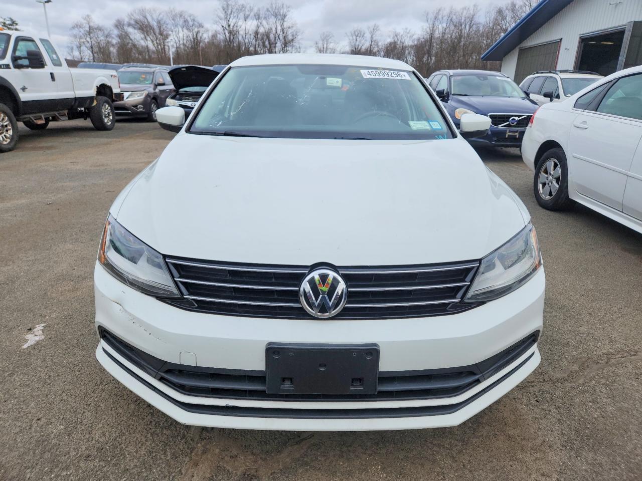 Volkswagen Jetta S