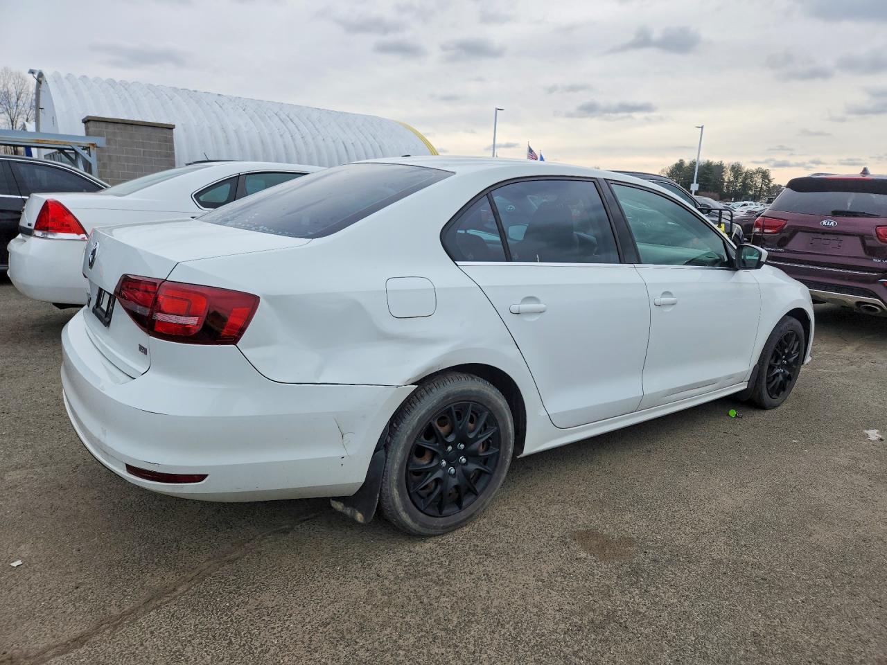 Volkswagen Jetta S
