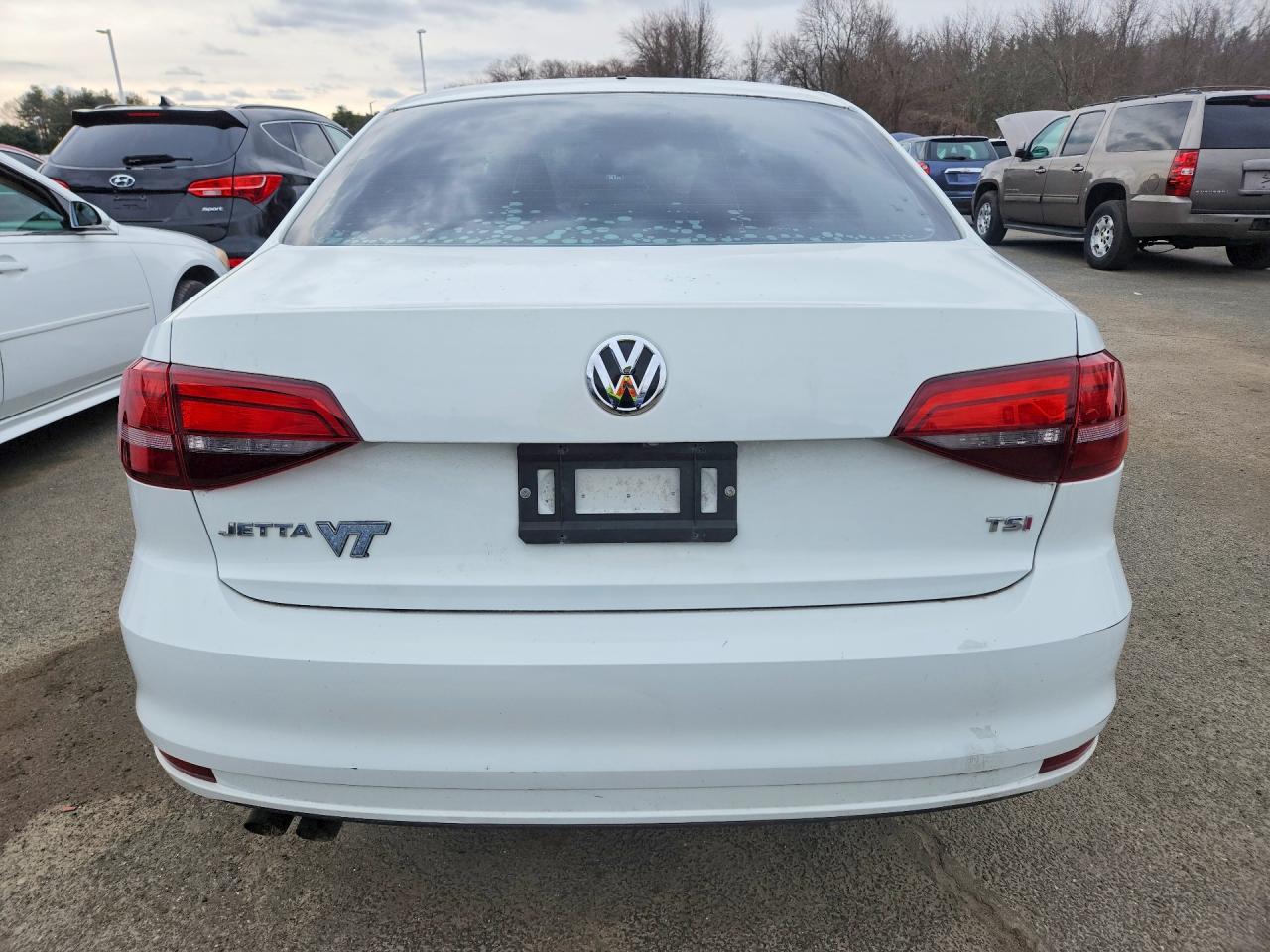 Volkswagen Jetta S