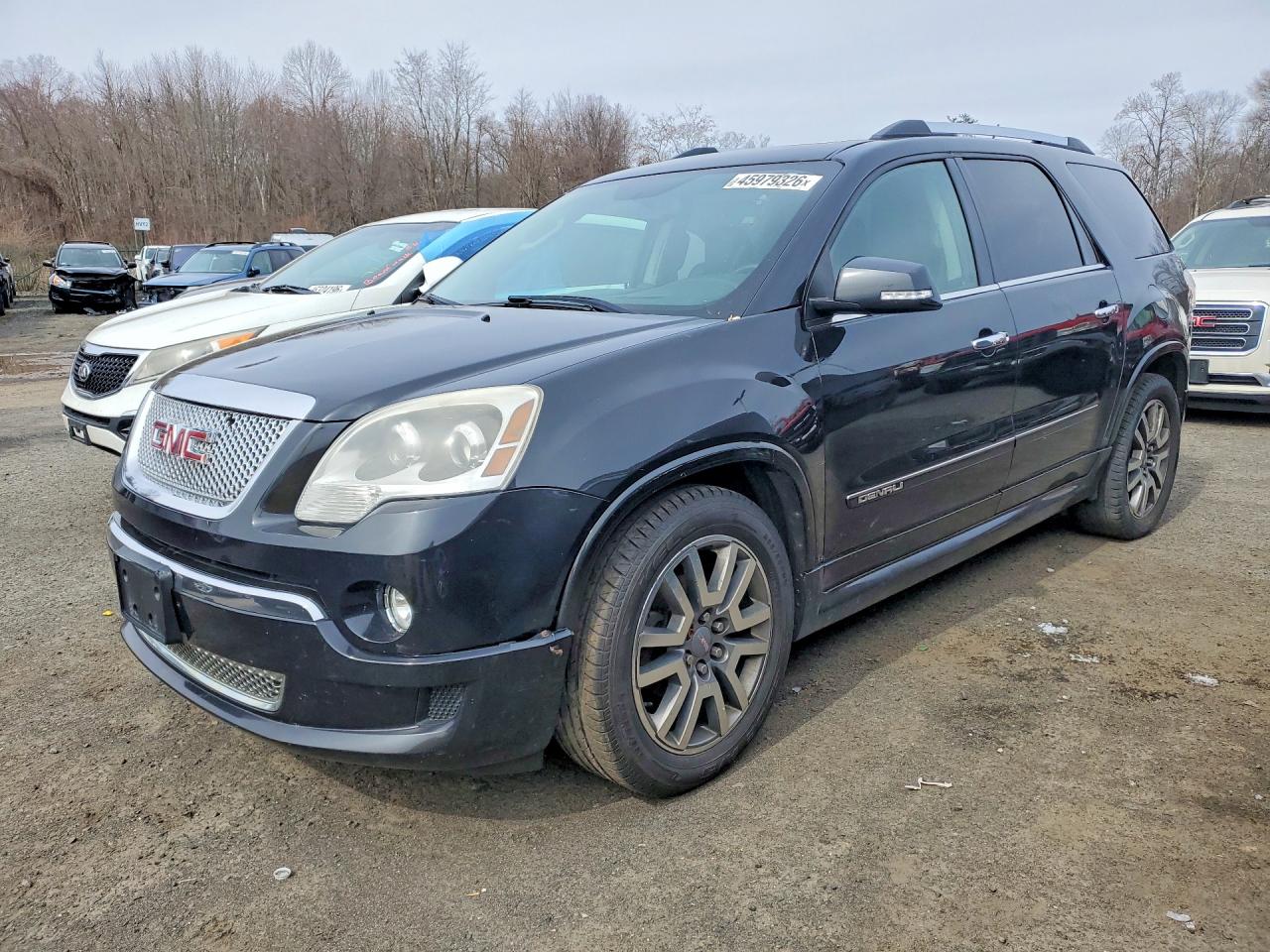 Salvage GMC Acadia Image
