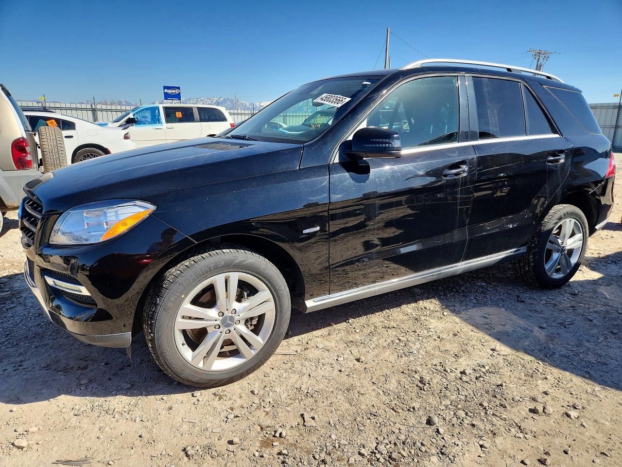 Salvage Mercedes-Benz M-Class Image