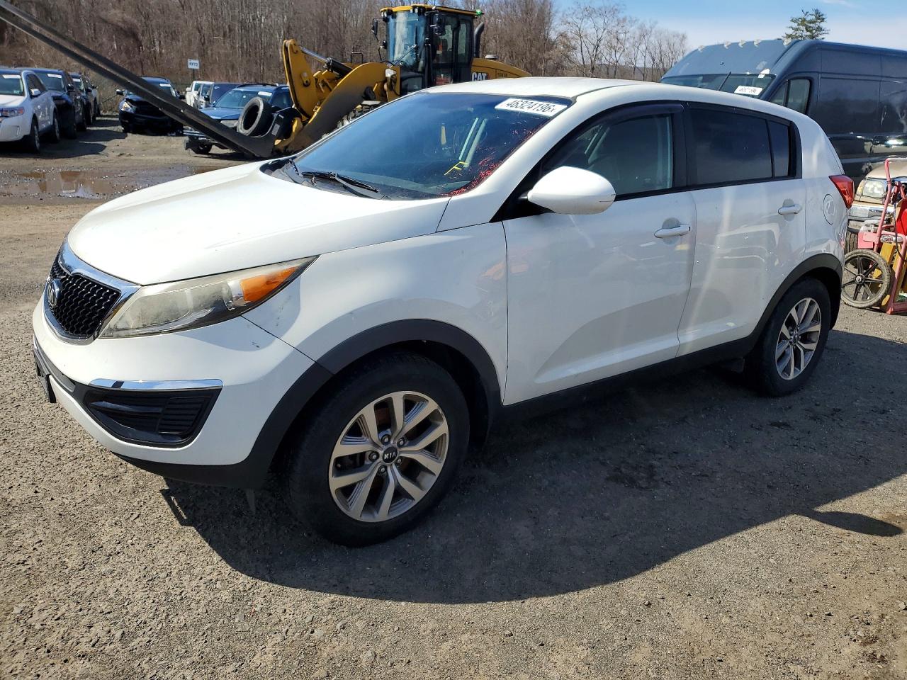 Salvage Kia Sportage Image