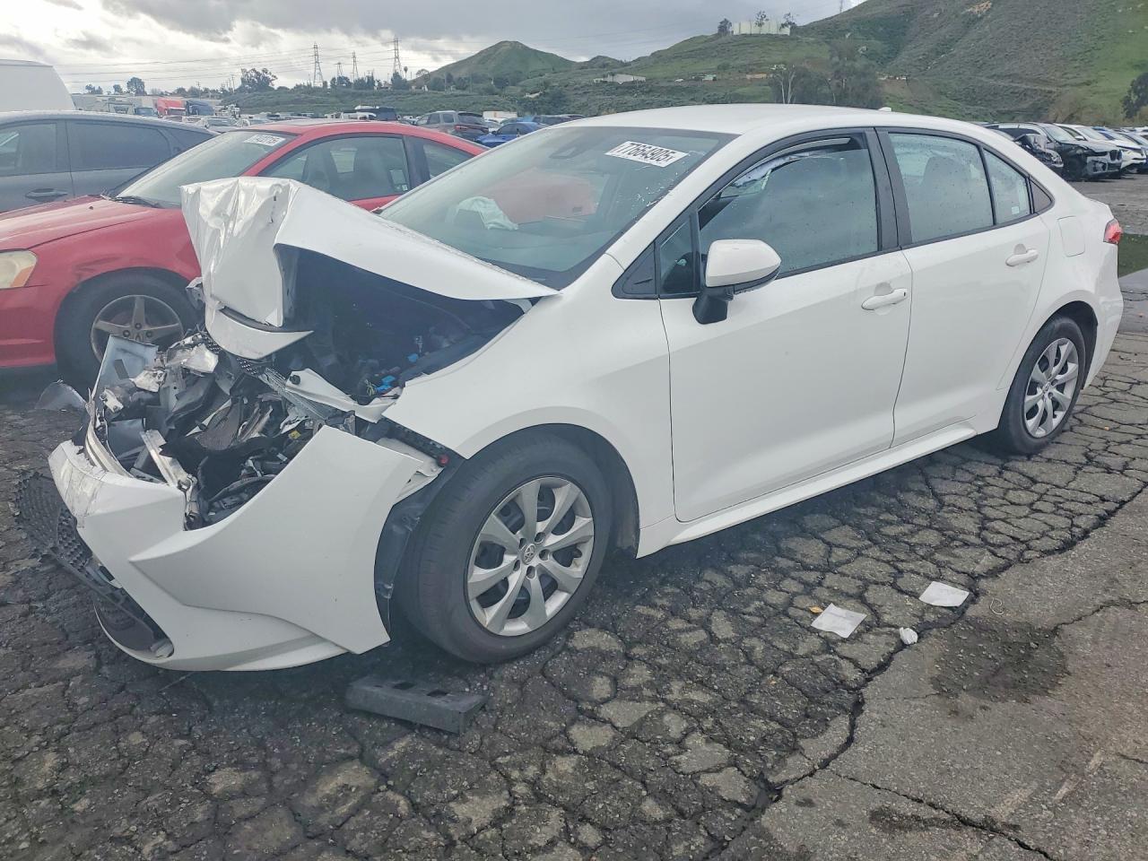 Salvage Toyota Corolla Image