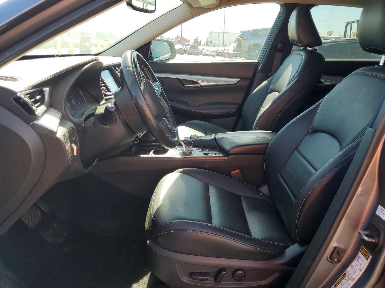 INFINITI Qx Luxe