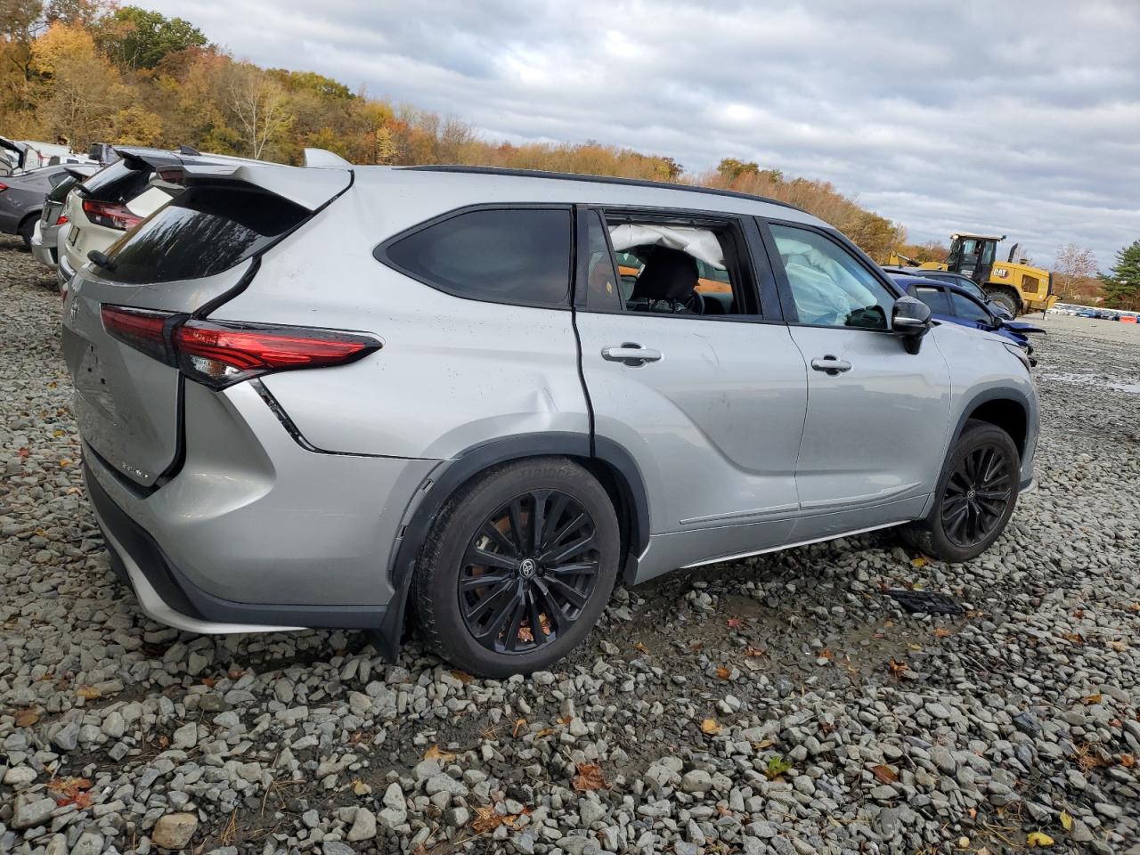 Toyota Highlander L