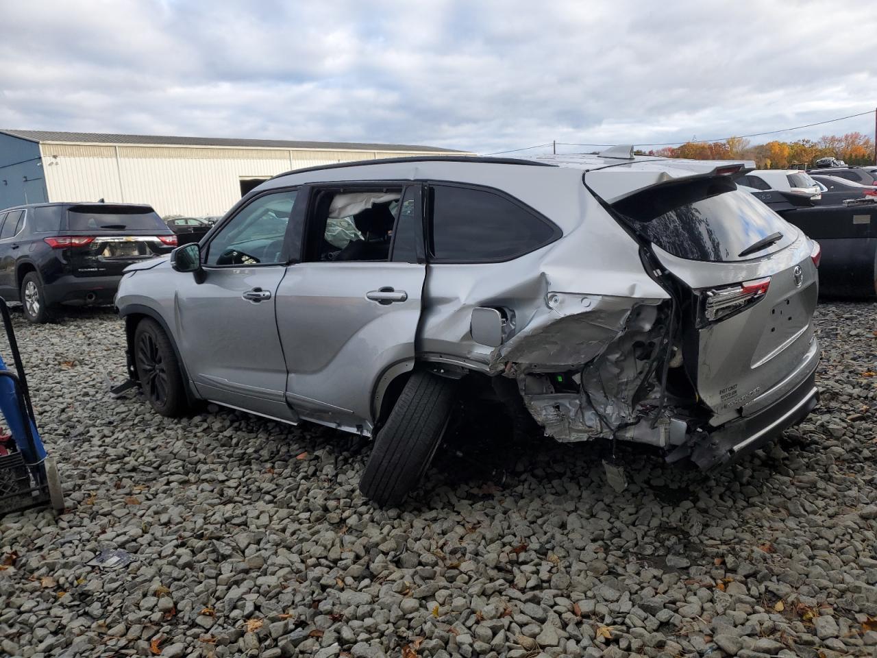 Toyota Highlander L