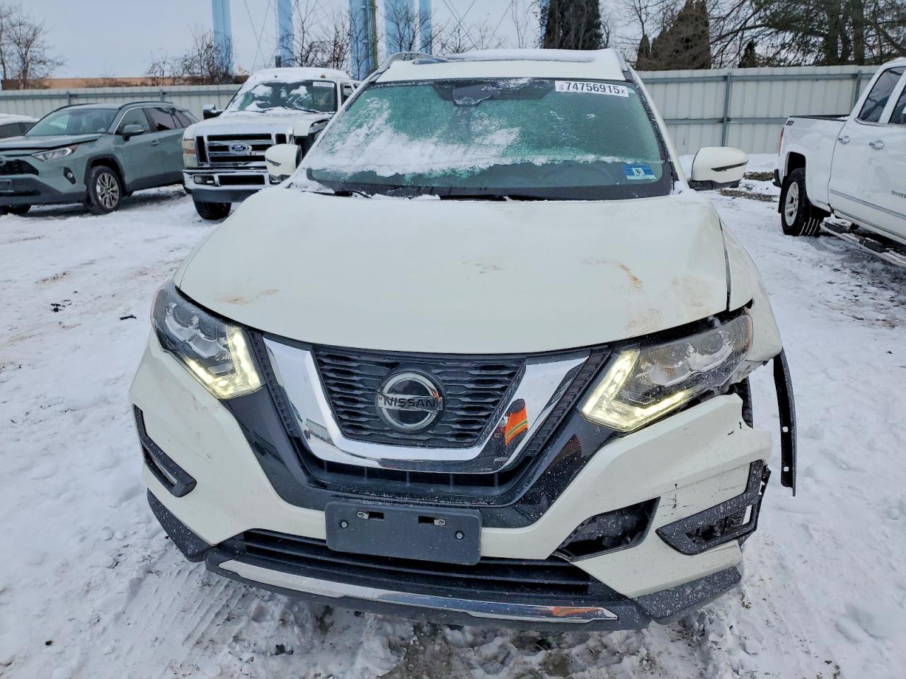 Nissan Rogue S