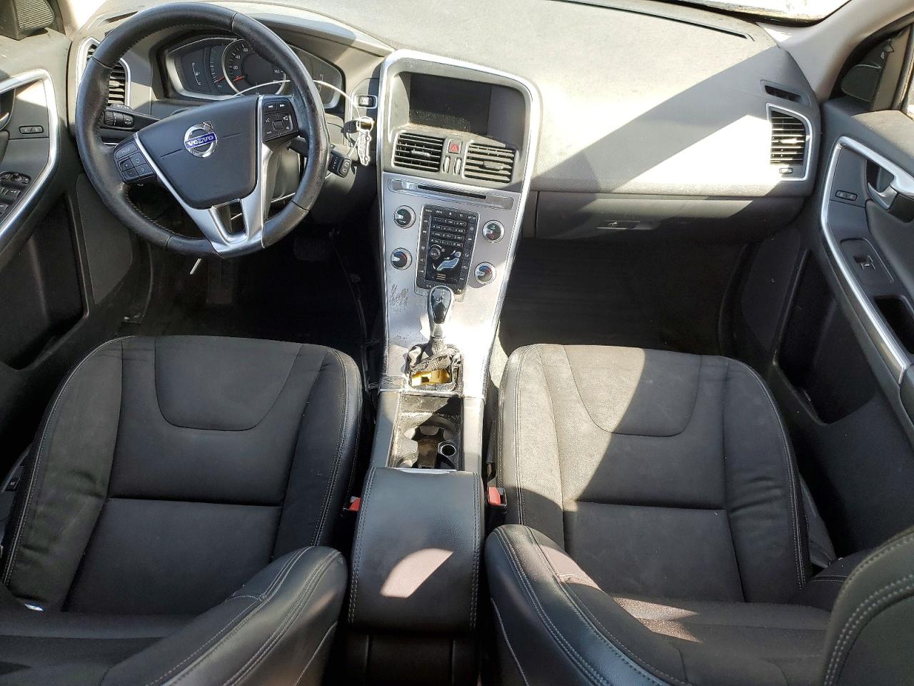 Volvo XC60 T5